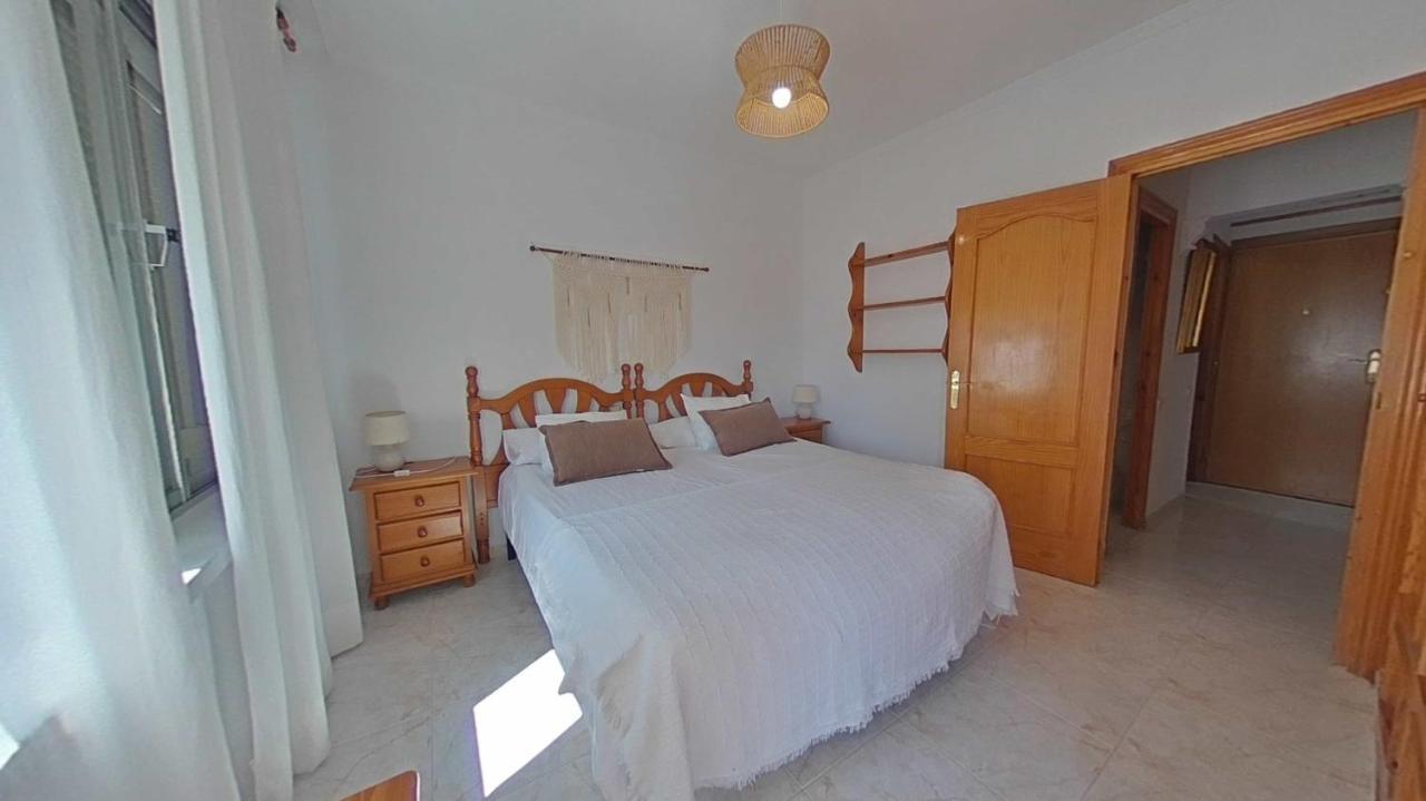 Ferienwohnung Acogedor En La Carihuela Con Plaza De Garaje Garantizada! Sol Montemar Torremolinos Exterior foto